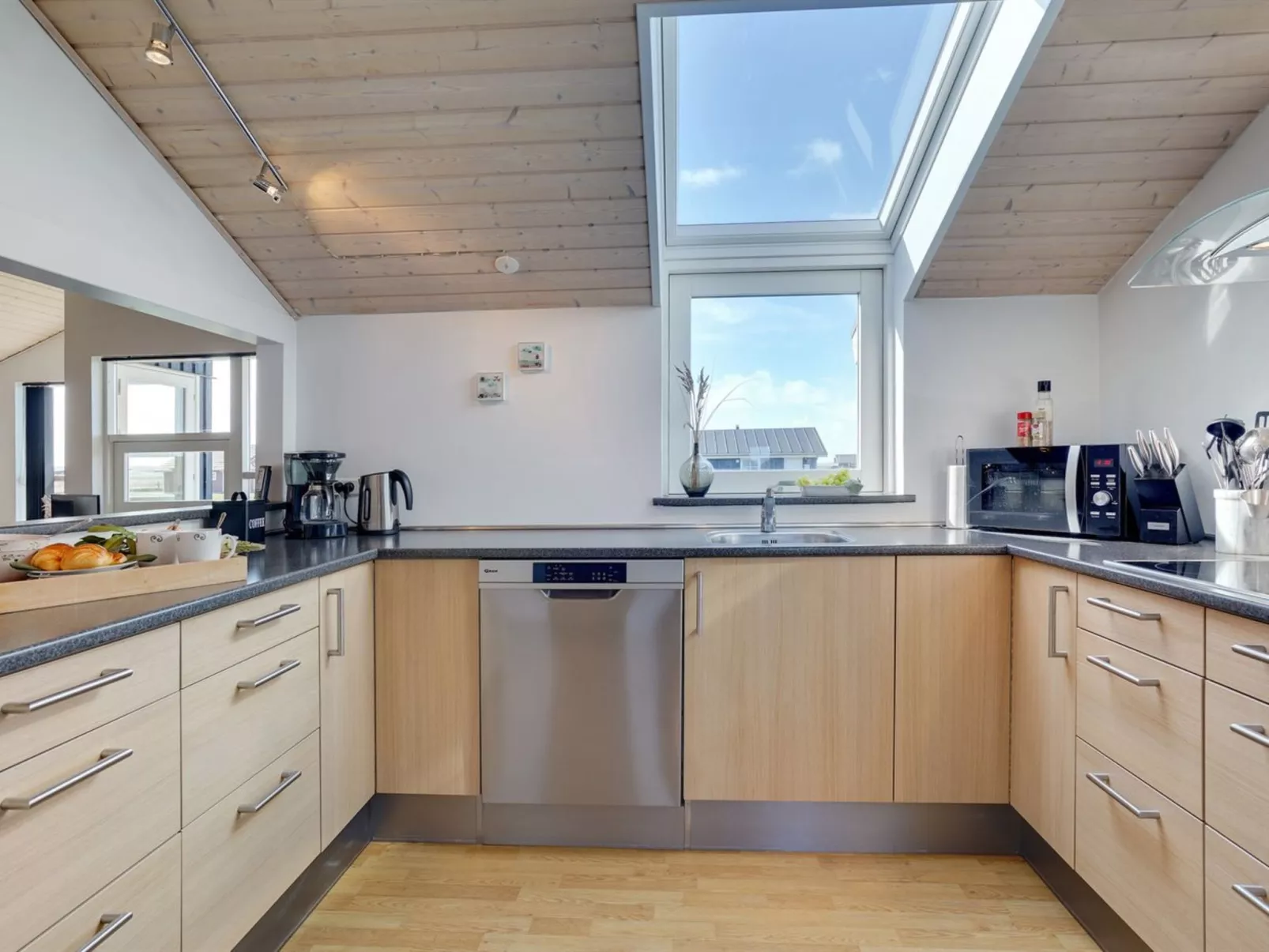 "Hildegunda" - 950m from the sea-Inside