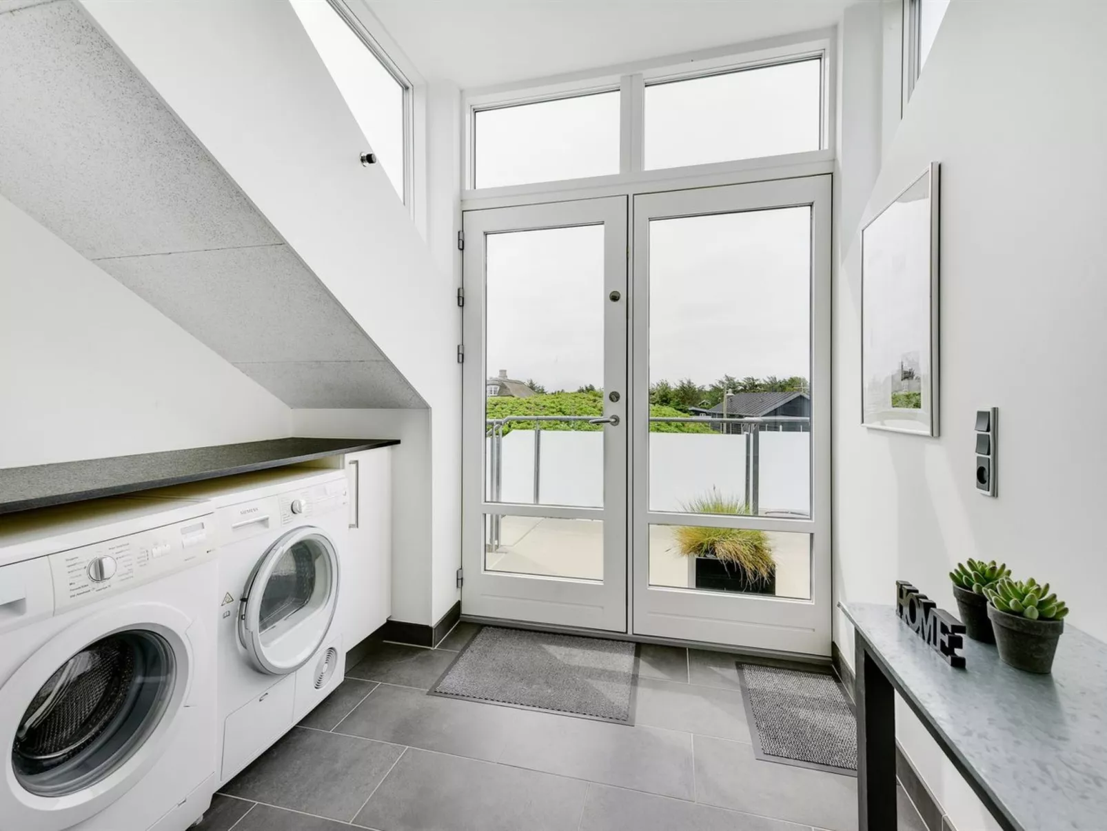 "Anneka" - 200m from the sea-Inside