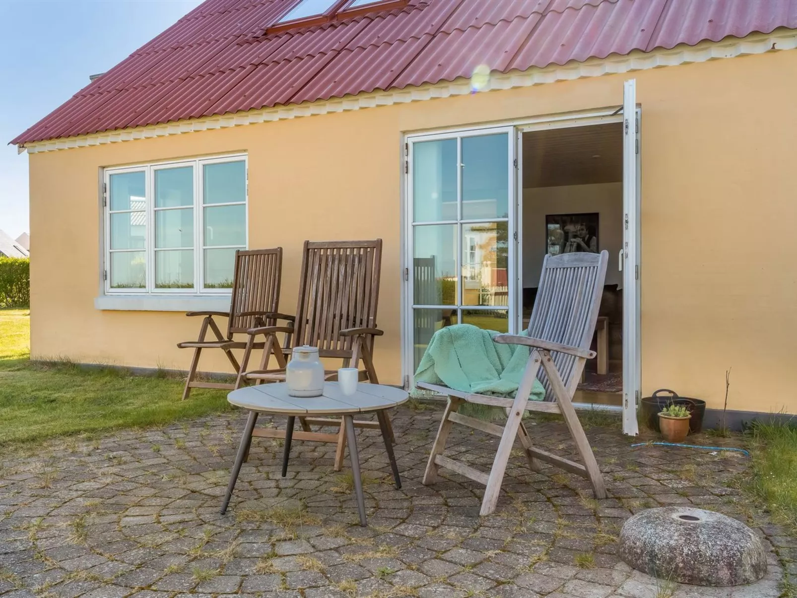 "Tara" - 300m from the sea-Draußen