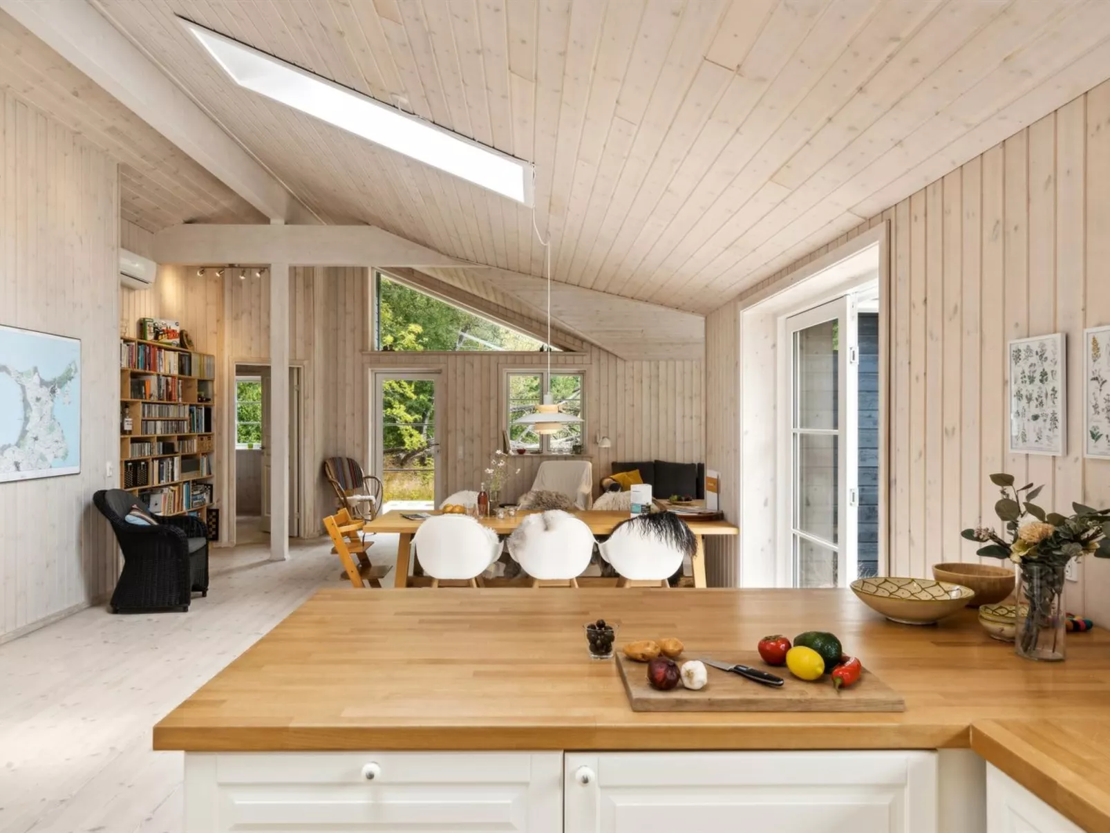 "Grethe" - 750m from the sea-Inside