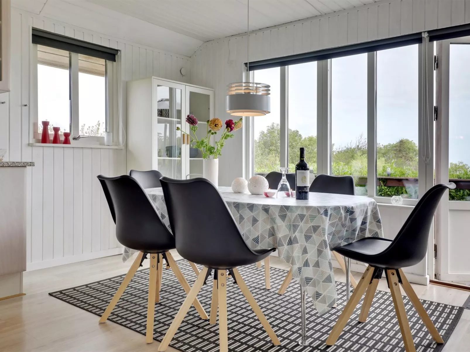 "Voitto" - 150m from the sea-Inside