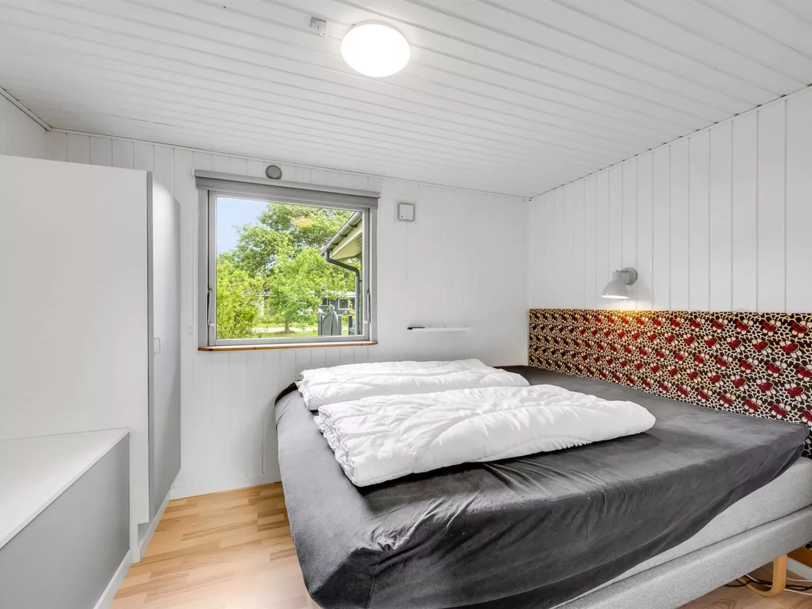 "Embla" - 500m to the fjord-Dedans