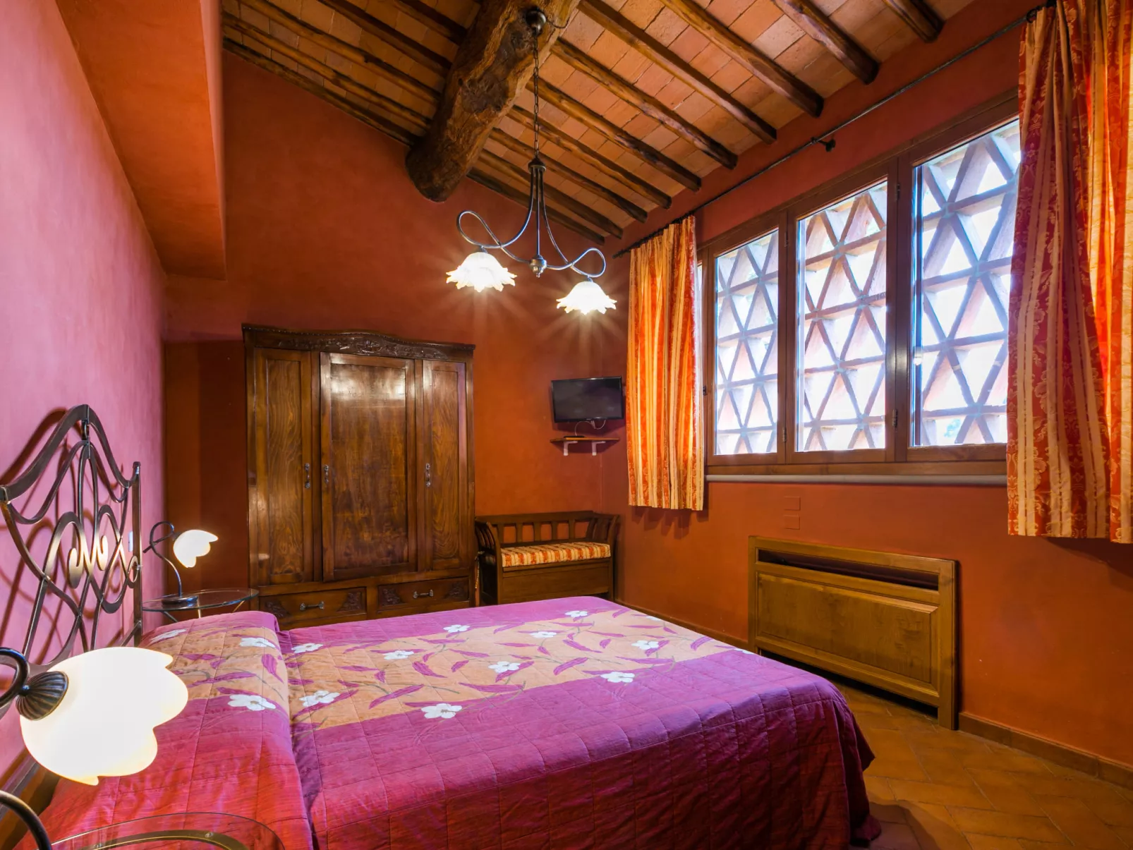 Il Borgo di Savignola-Inside