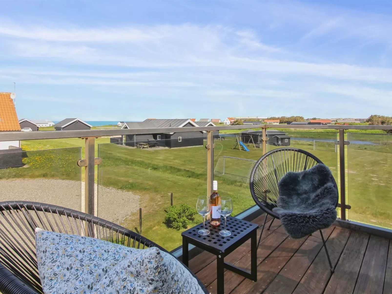 "Sira" - 250m from the sea-Draußen