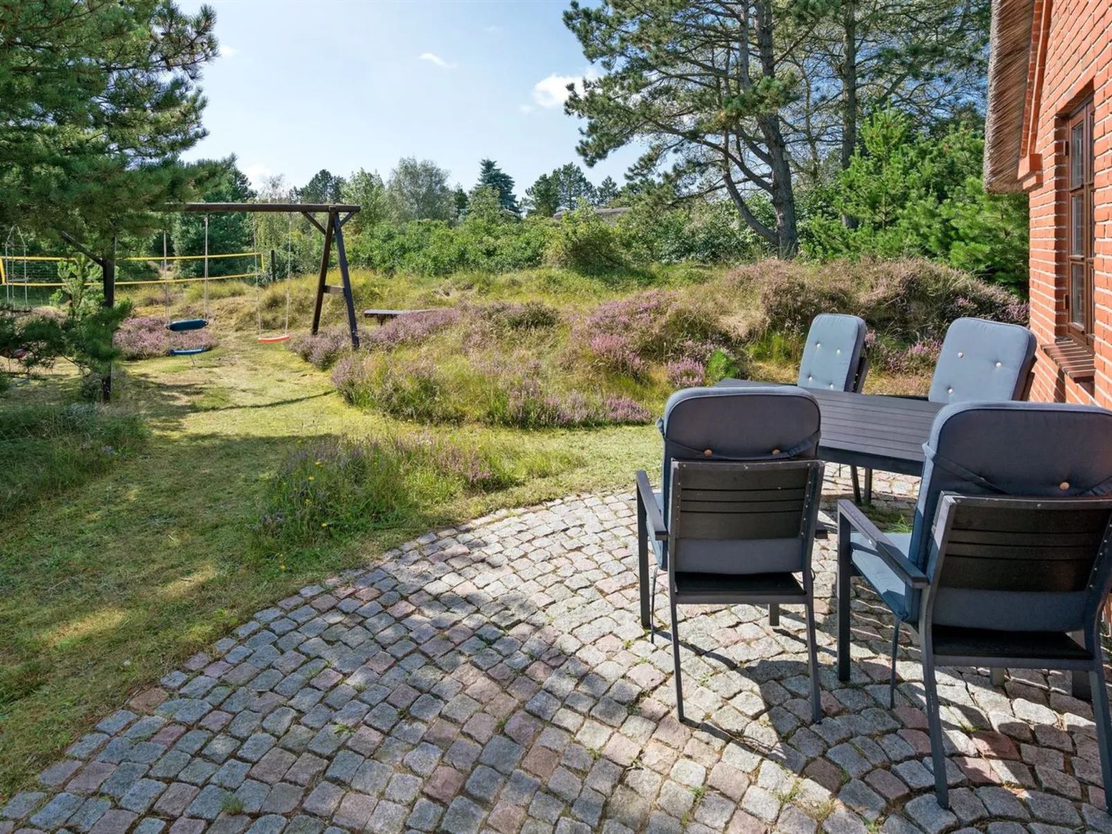 "Siegried" - 2.2km from the sea-Outside