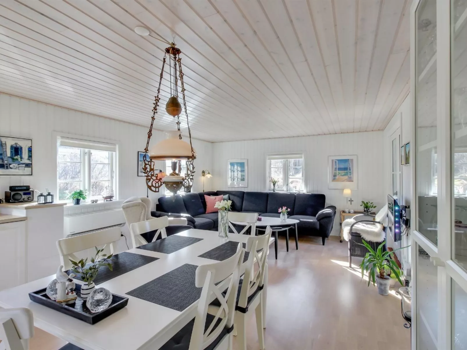 "Soleil" - 300m from the sea-Drinnen