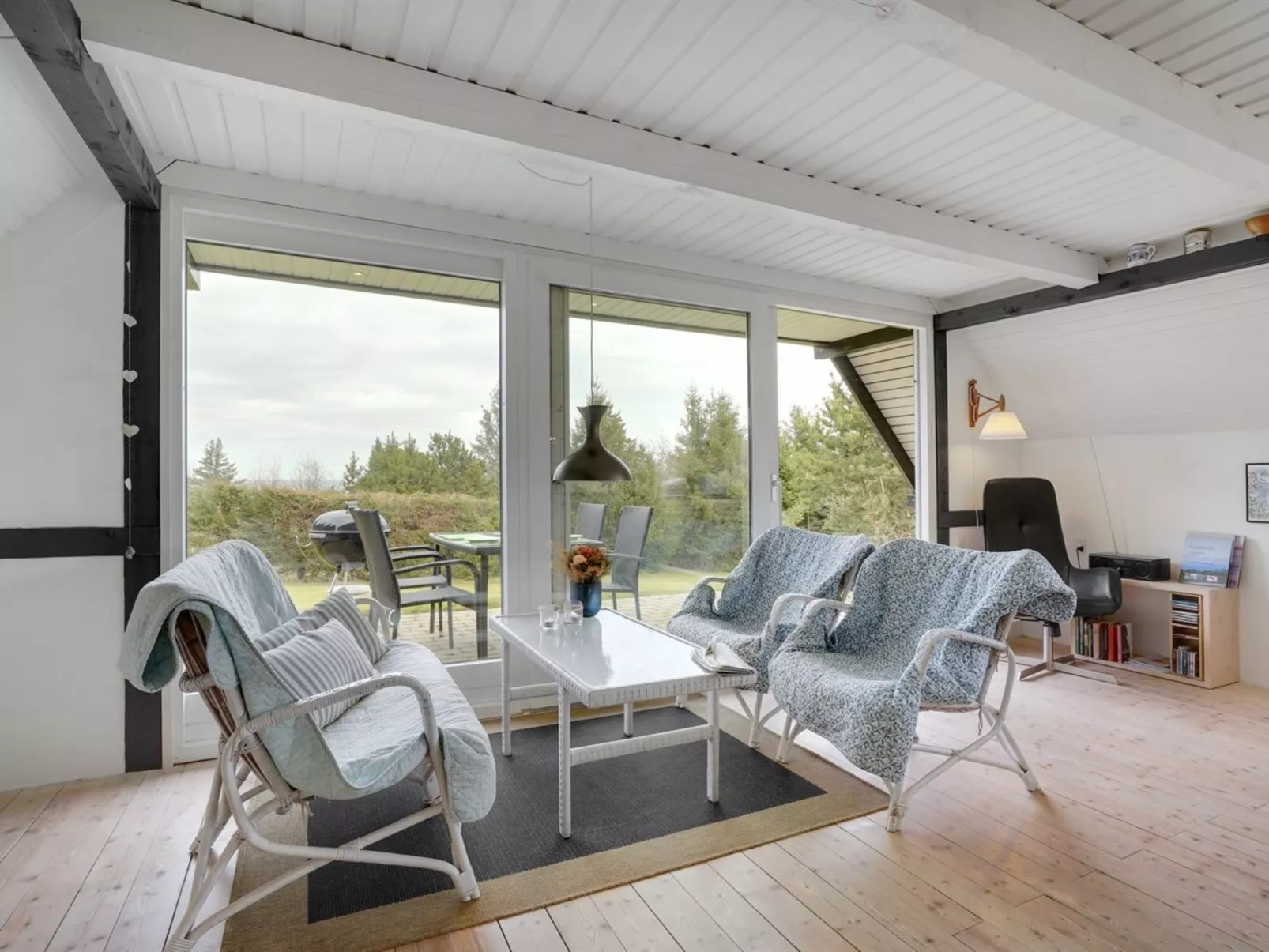 "Brunhild" - 300m to the fjord-Inside