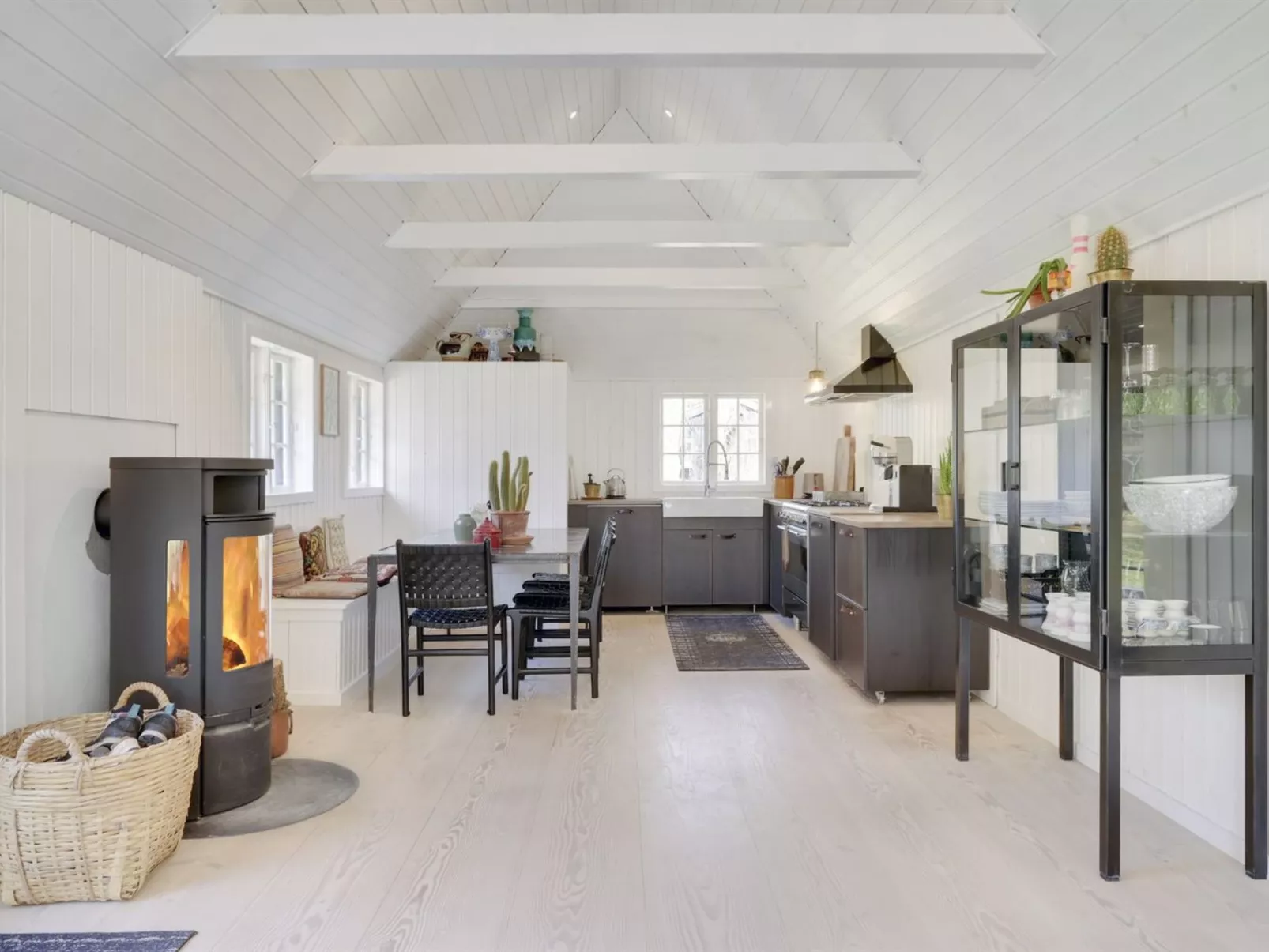 "Venko" - 2.6km from the sea-Inside