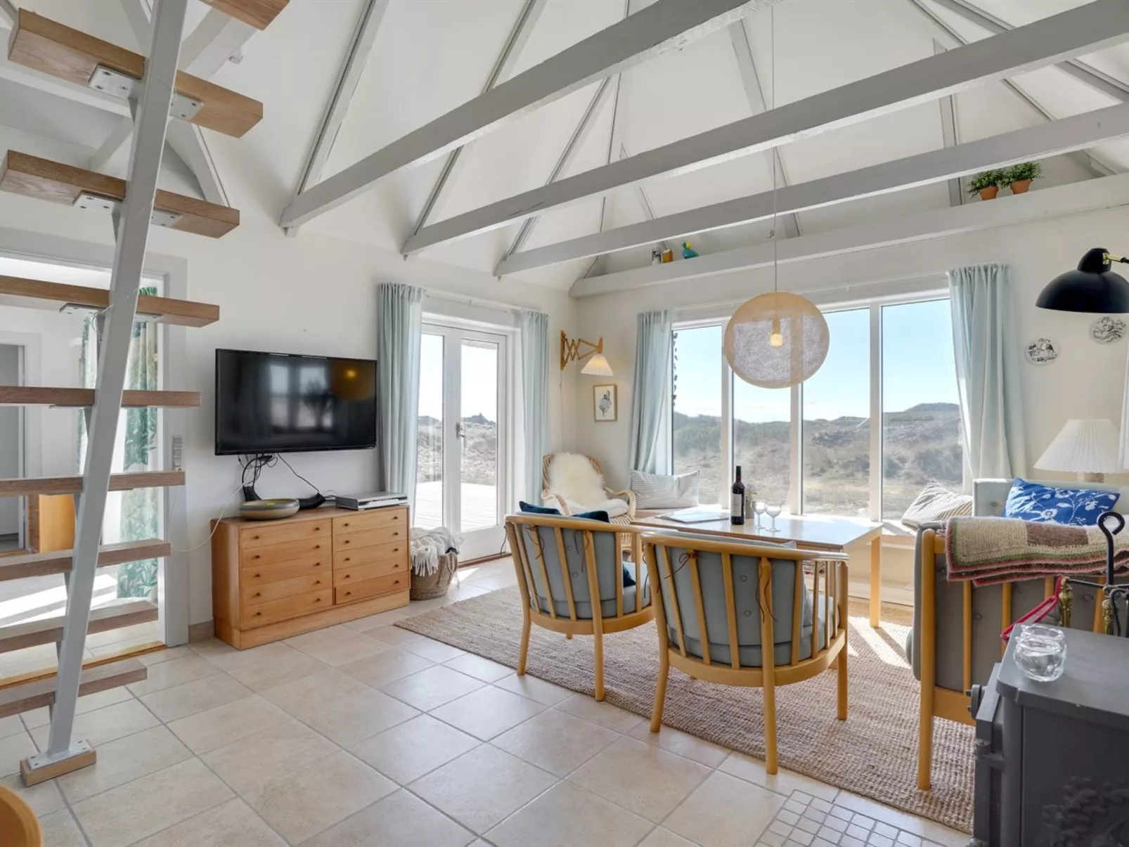 "Tabea" - 150m from the sea-Drinnen