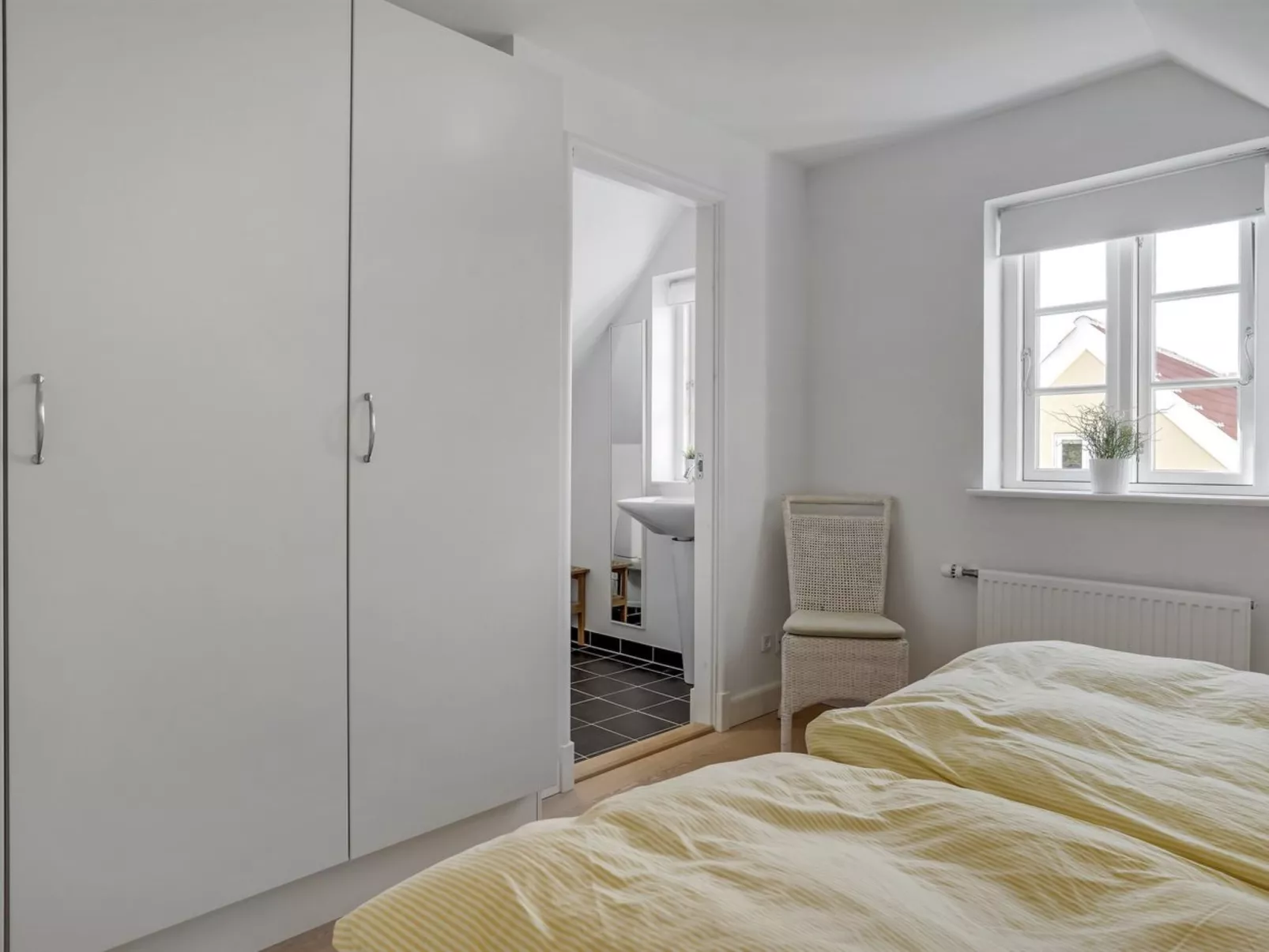 "Stephie" - 1.1km from the sea-Inside