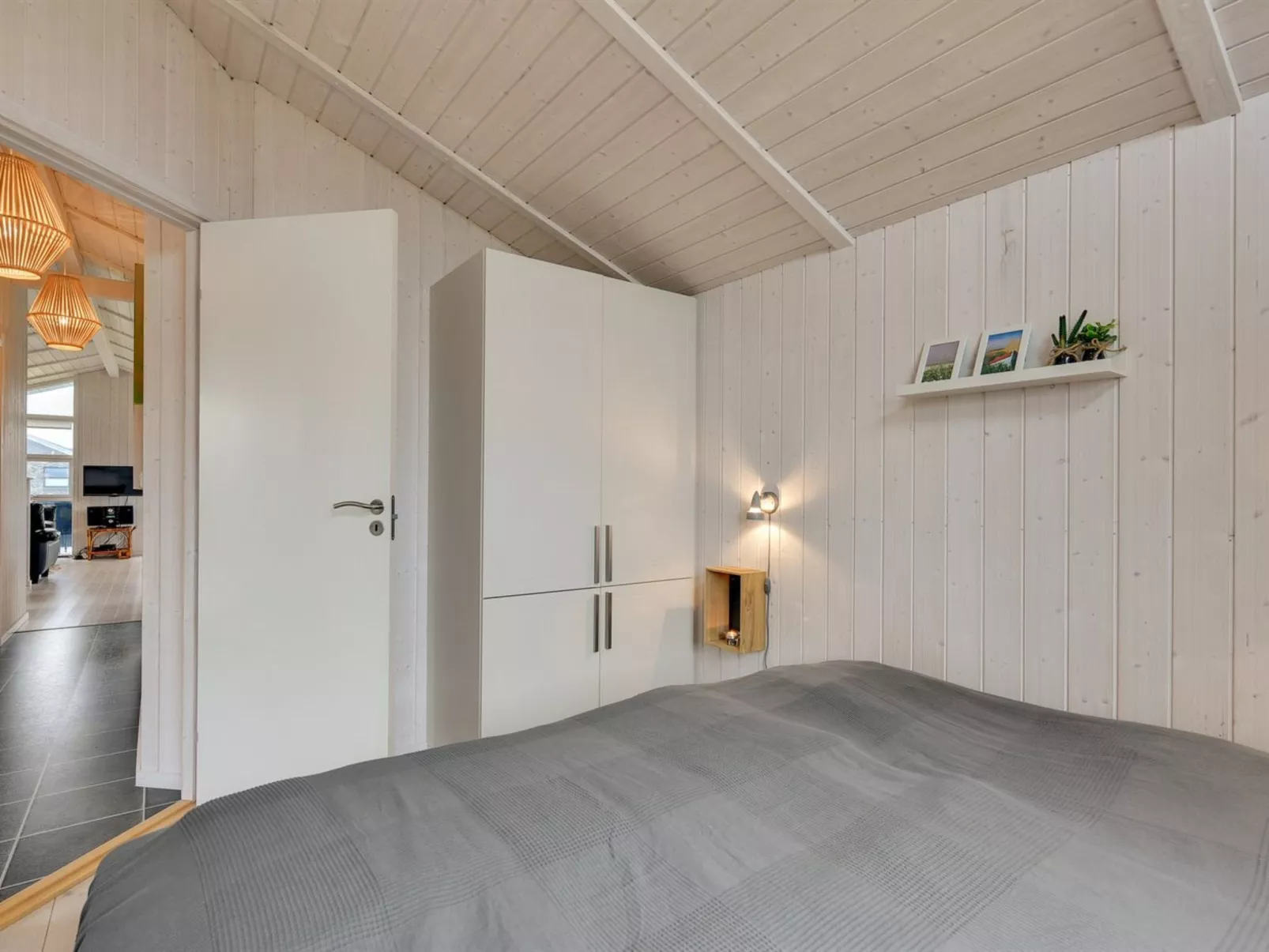 "Erza" - 500m from the sea-Drinnen