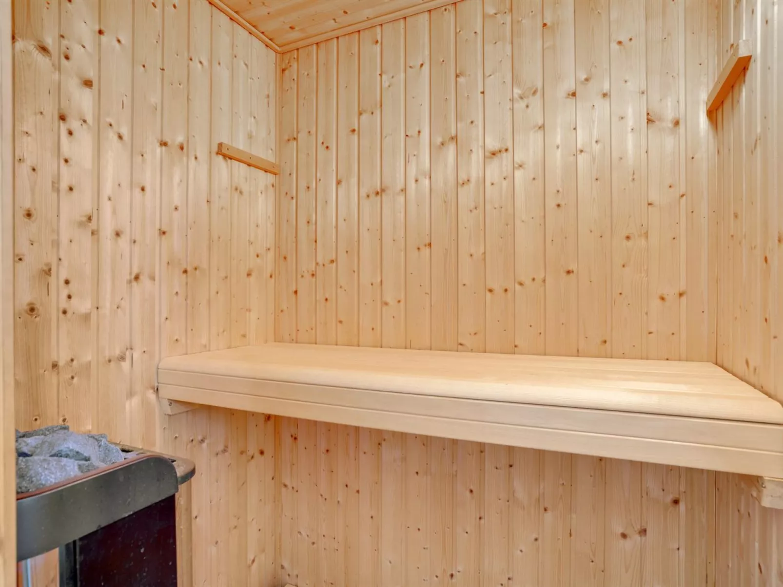 "Miika" - 100m from the sea-Inside