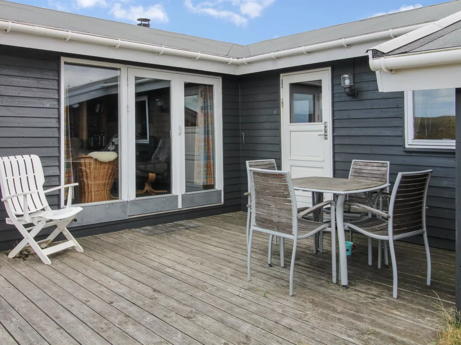 "Ami" - 200m from the sea-Outside