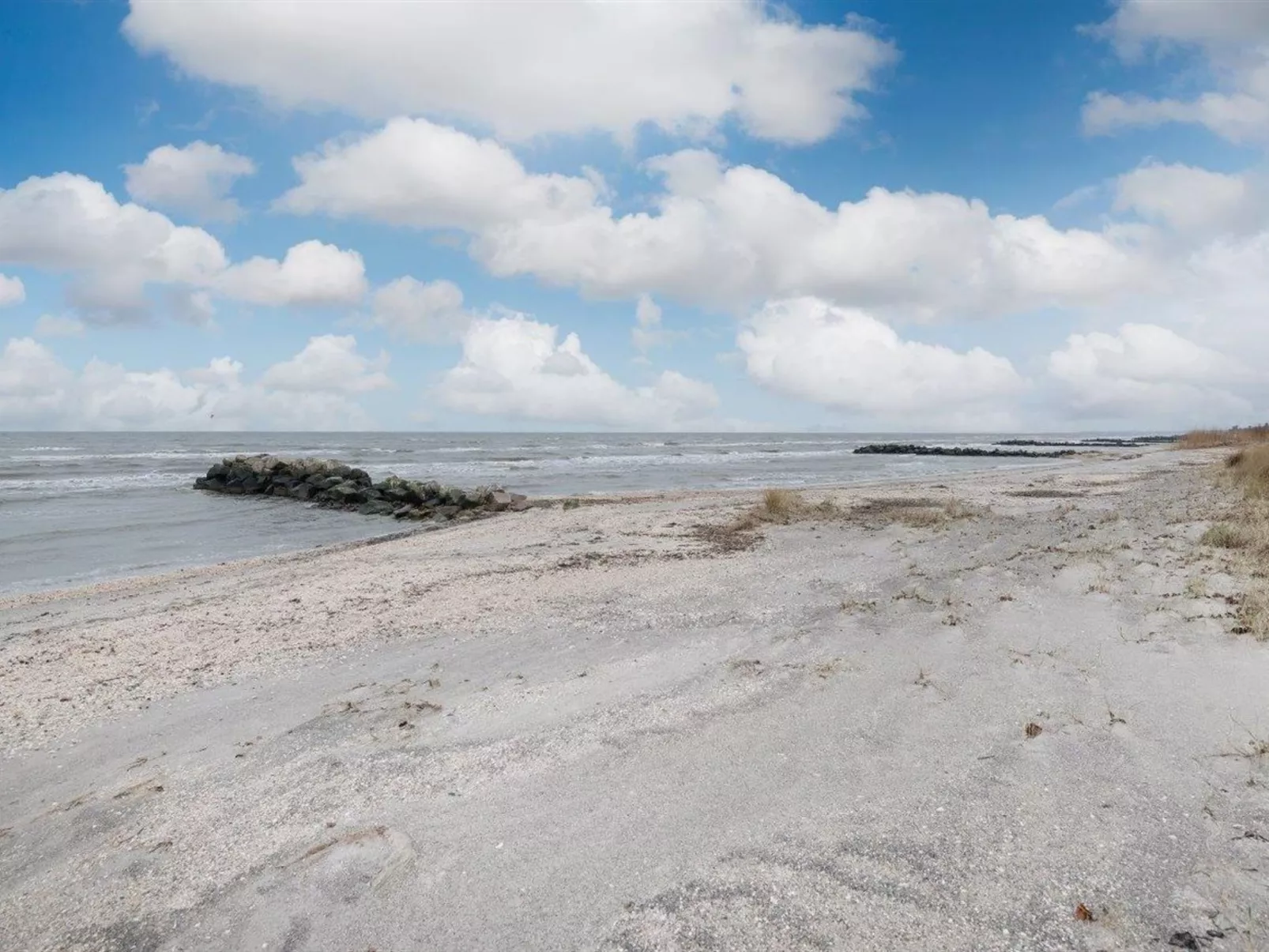 "Gonda" - 500m from the sea-Draußen