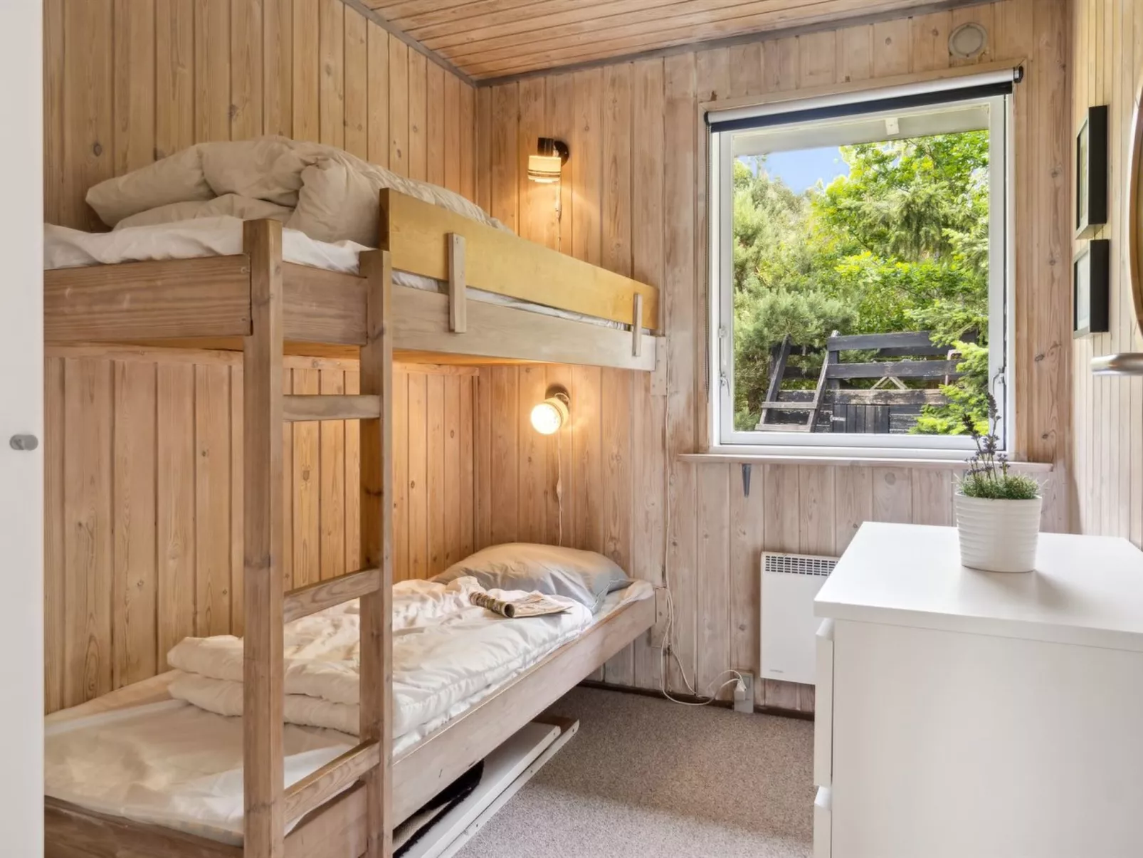 "Mirzə" - 250m from the sea-Drinnen