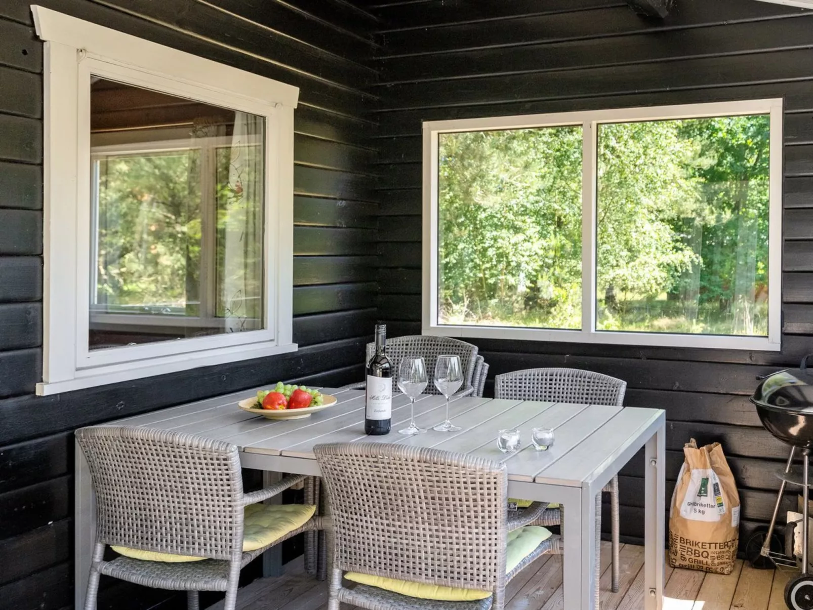 "Tuba" - 600m from the sea-Draußen