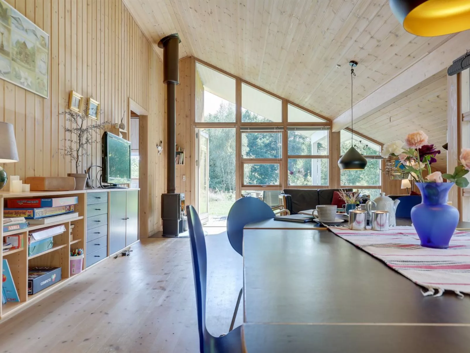 "Ailen" - 500m from the sea-Drinnen