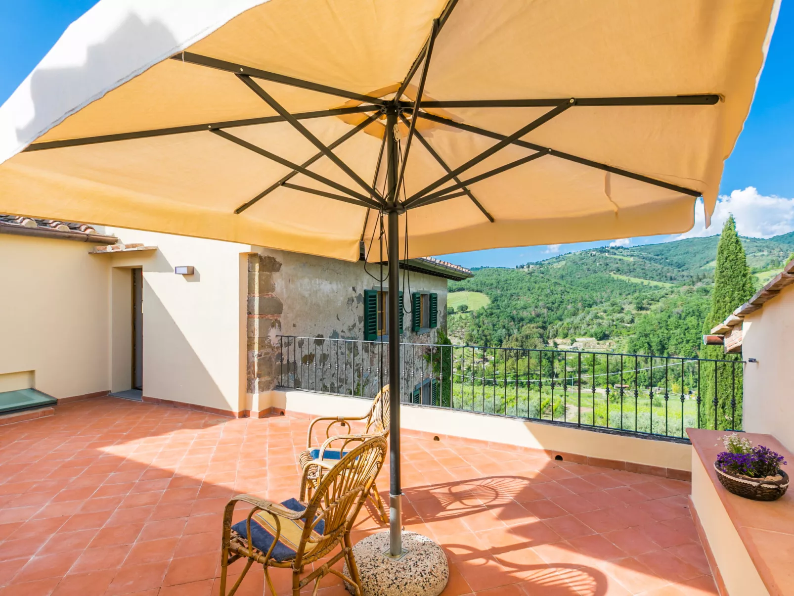 Il Borgo di Savignola-Outside