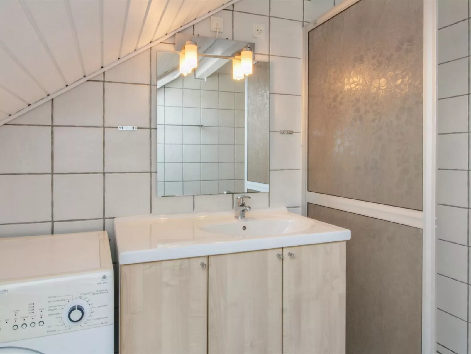 "Asved" - 2.3km from the sea-Inside