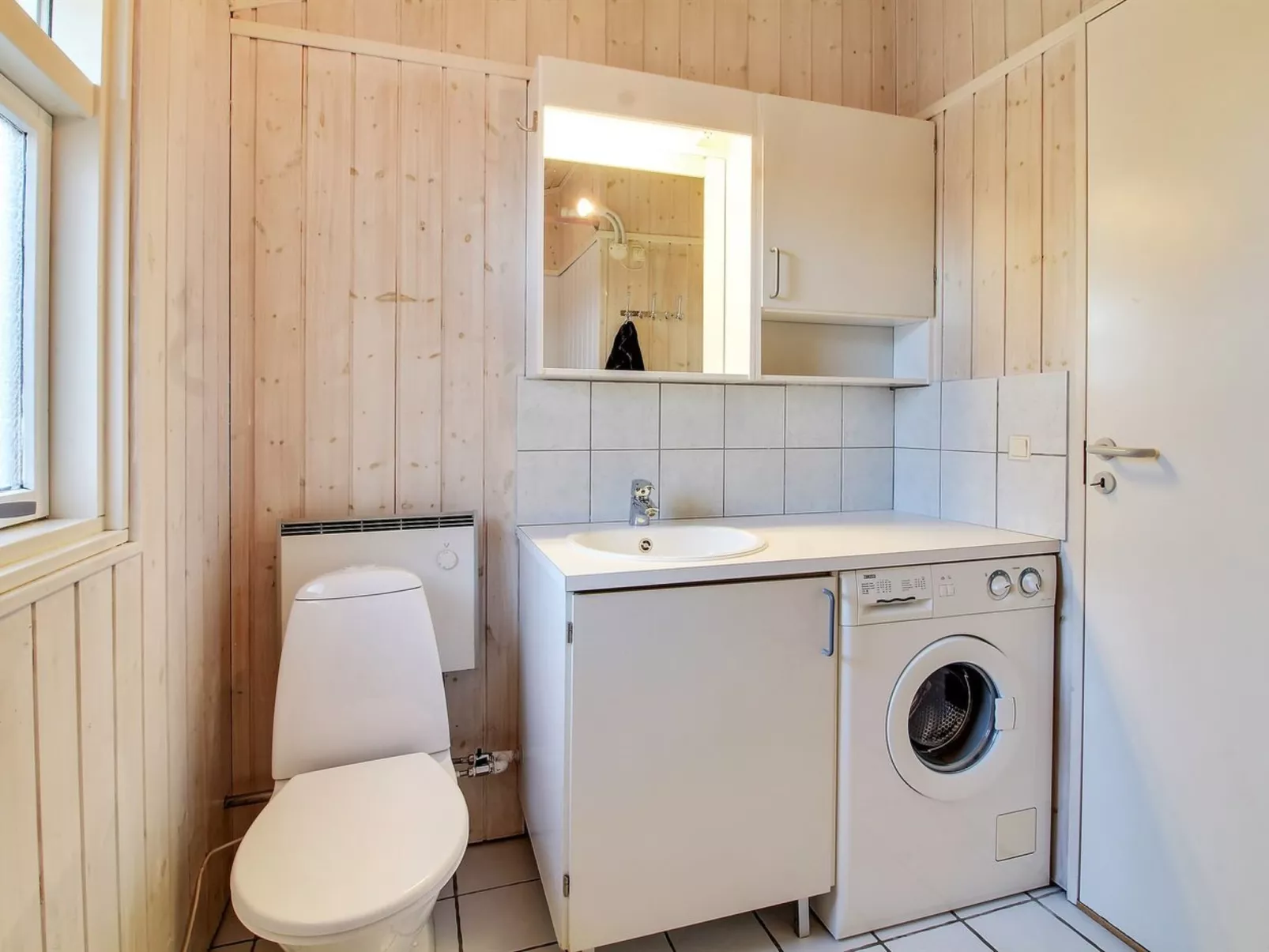 "Elsbeth" - 500m from the sea-Dedans