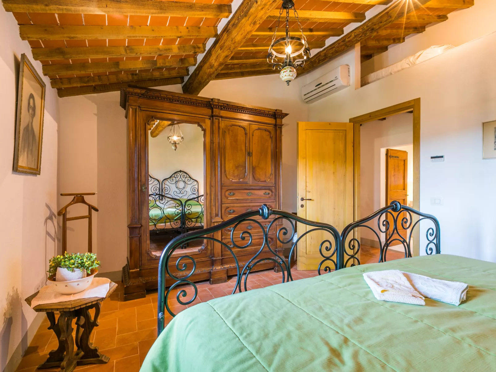 Il Borgo di Savignola-Inside