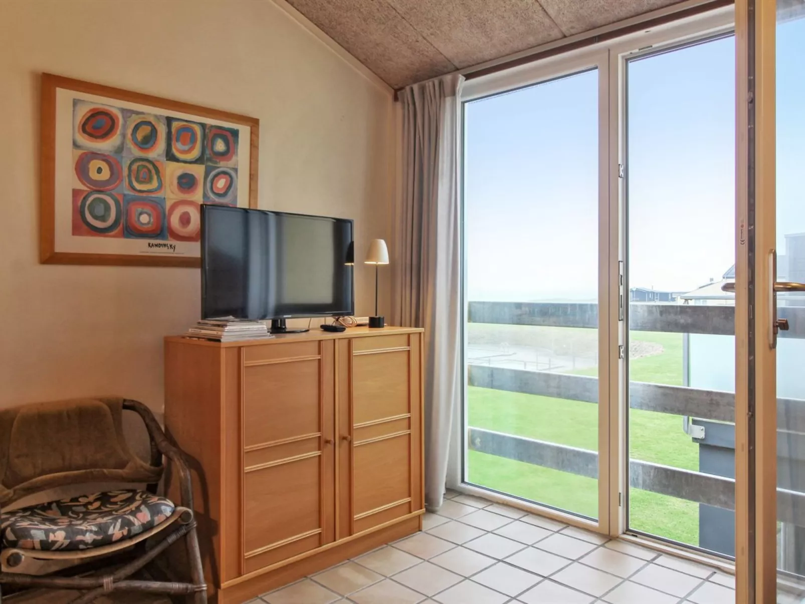 "Lenya" - 150m from the sea-Inside