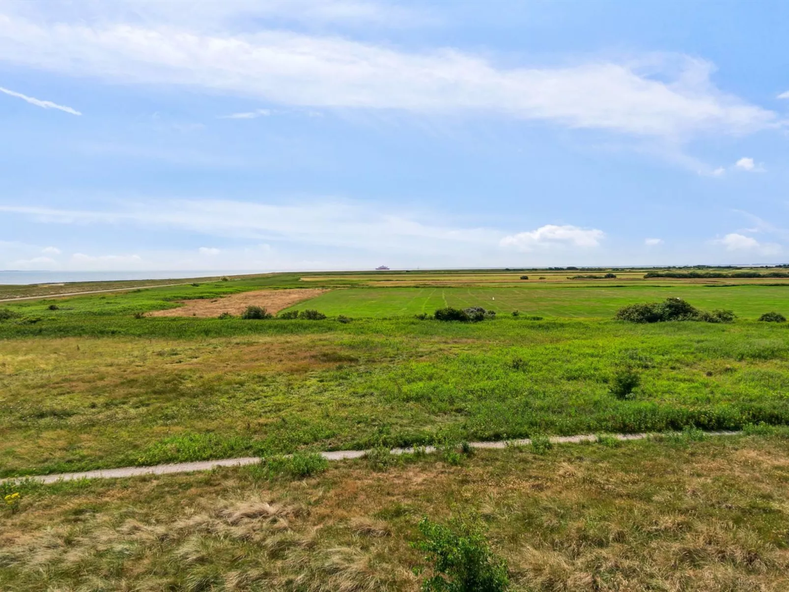 "Ønd" - 2.5km from the sea-Draußen