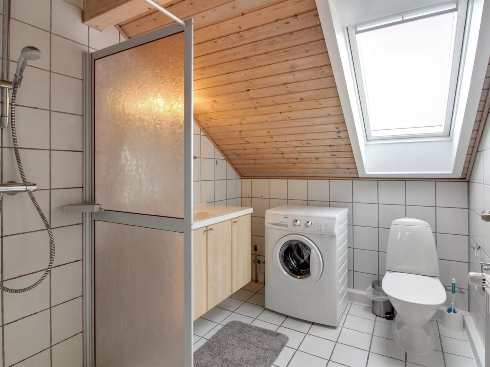 "Arna" - 2.3km from the sea-Inside