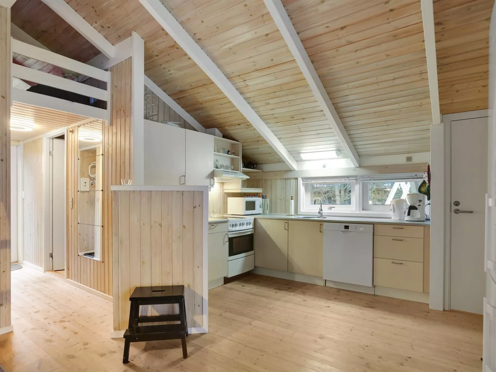 "Arwed" -  from the sea-Inside