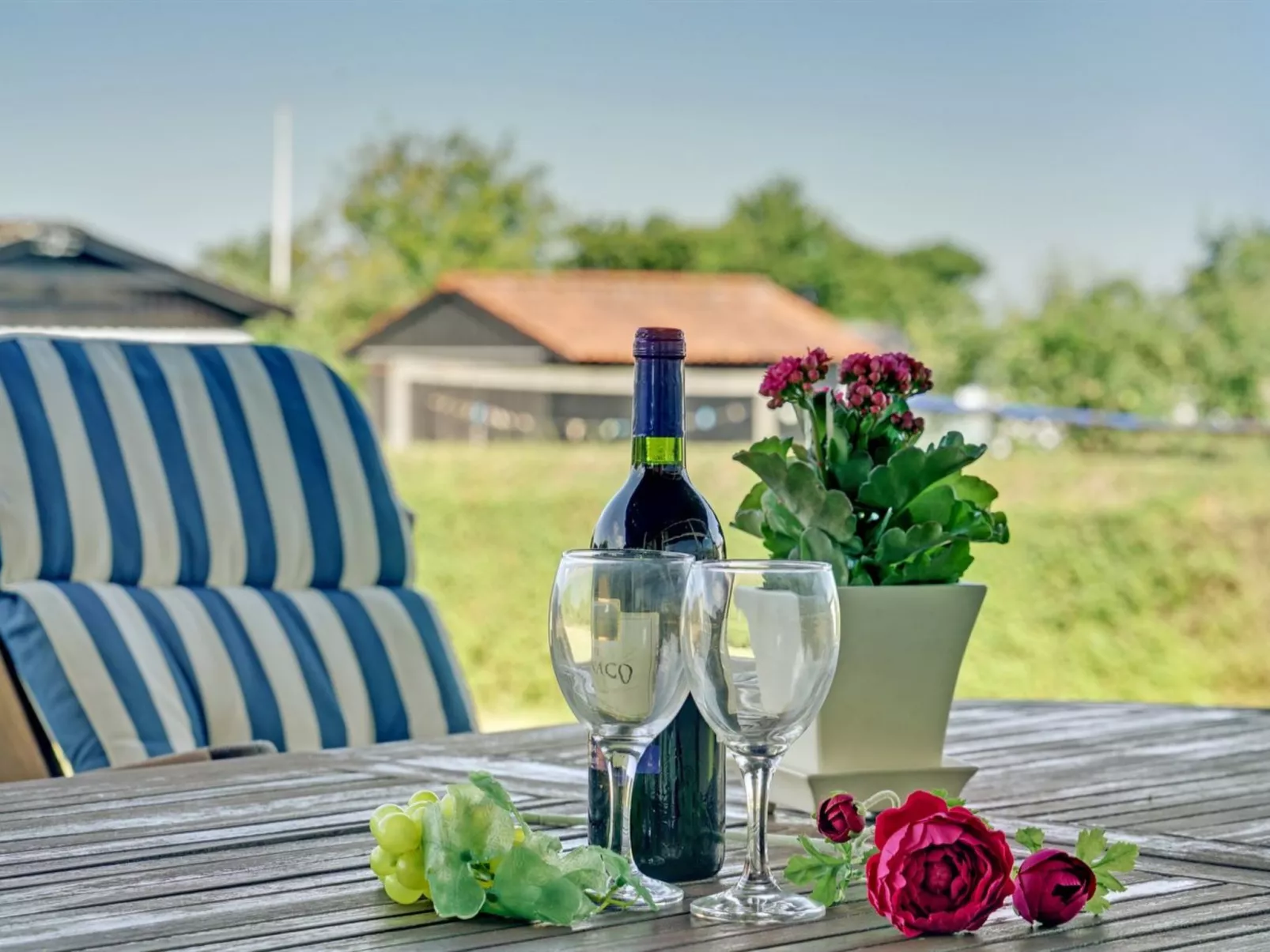 "Evald" - 200m from the sea-Outside