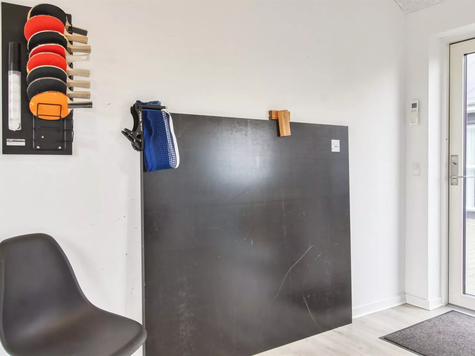 "Edgar" - 1.5km from the sea-Inside