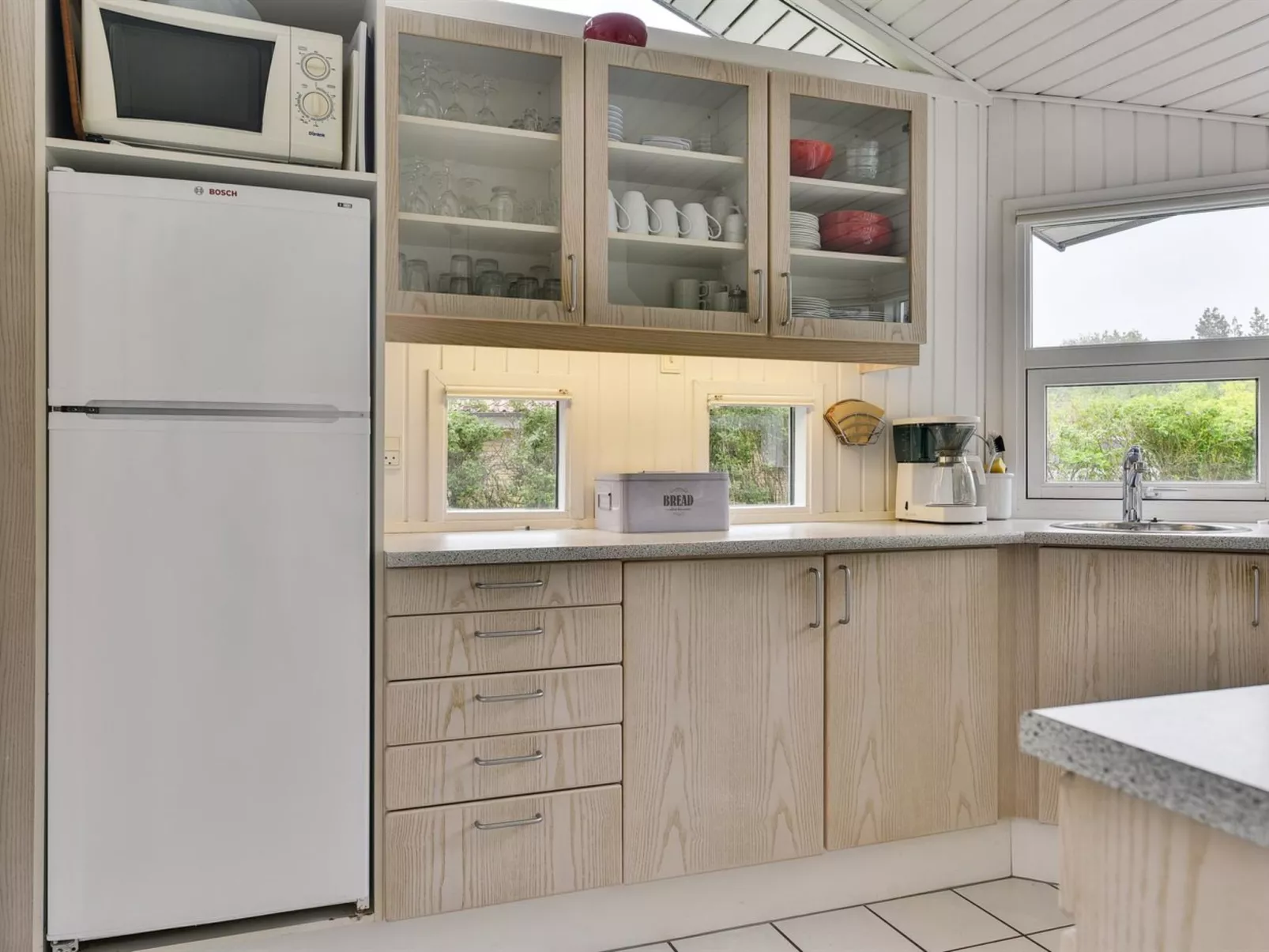 "Riaan" - 200m from the sea-Drinnen