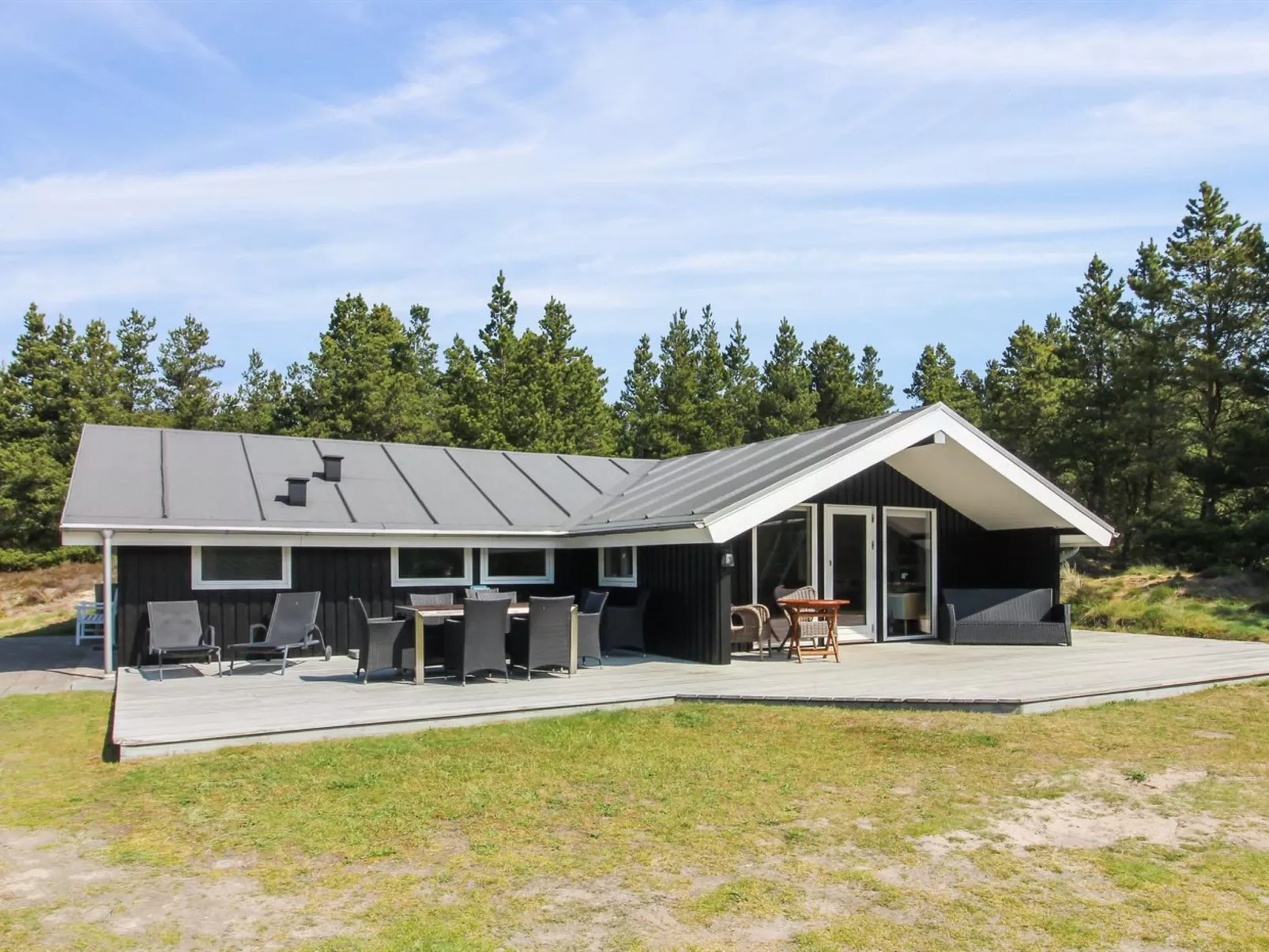 "Keke" - 2.5km from the sea-Outside