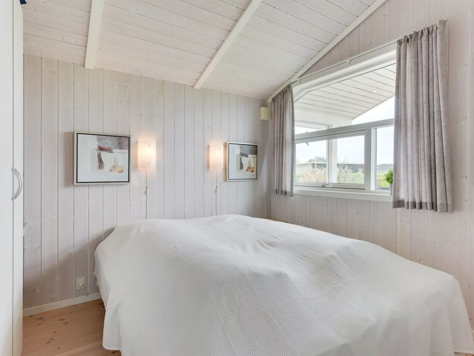 "Tjakko" - 700m from the sea-Inside