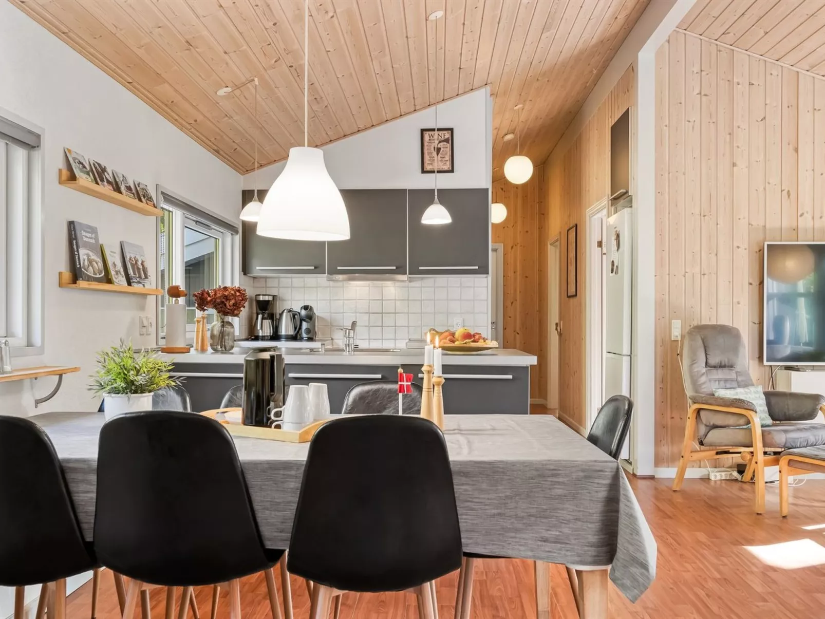 "Barne" - 4km from the sea-Drinnen