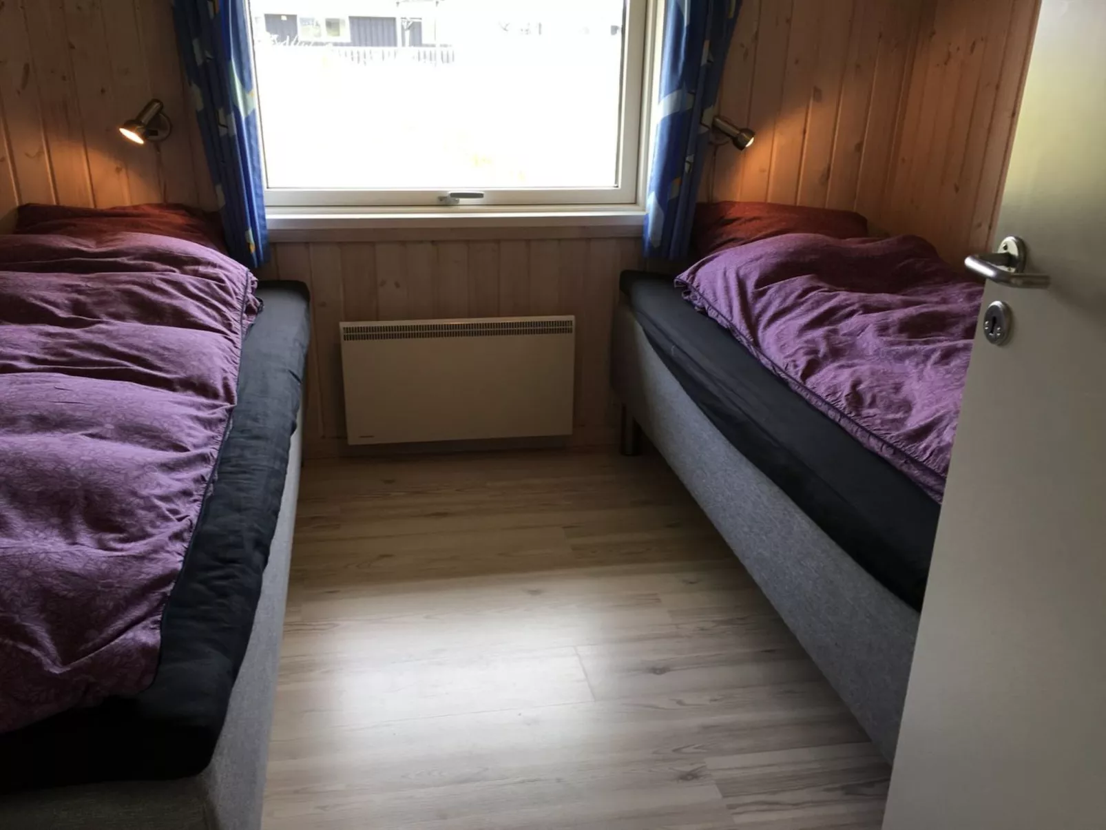 "Zaga" -  from the sea-Dedans