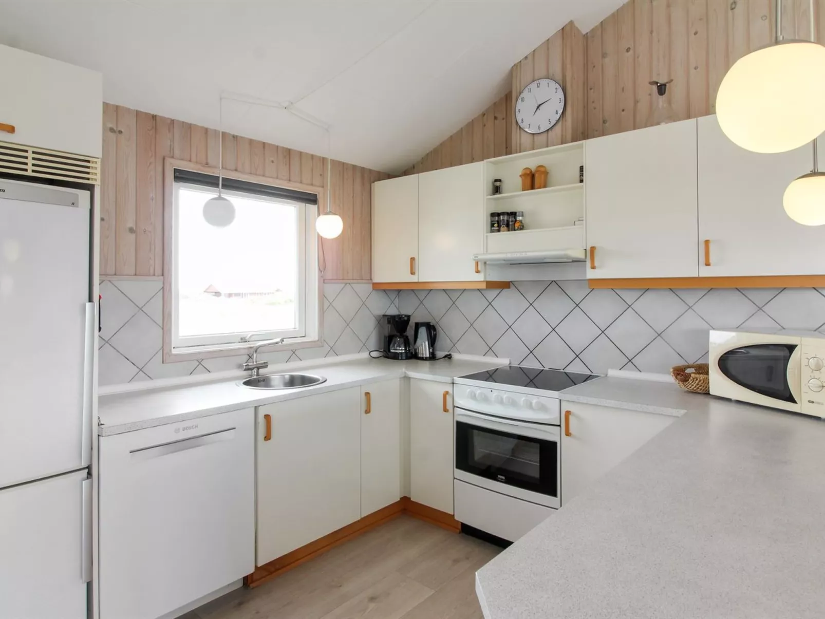 "Seniha" - 400m from the sea-Drinnen