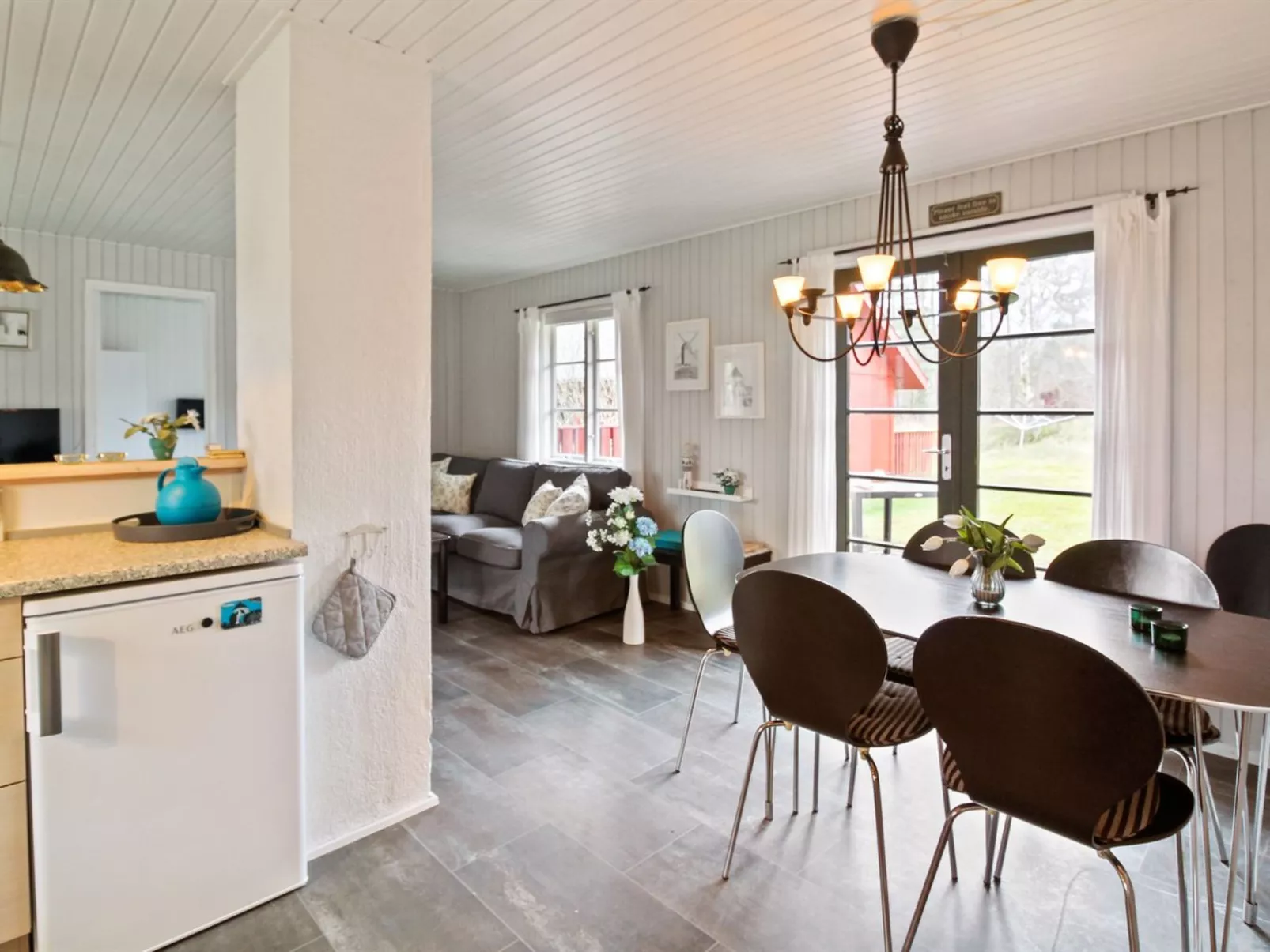 "Loke" - 300m from the sea-Drinnen