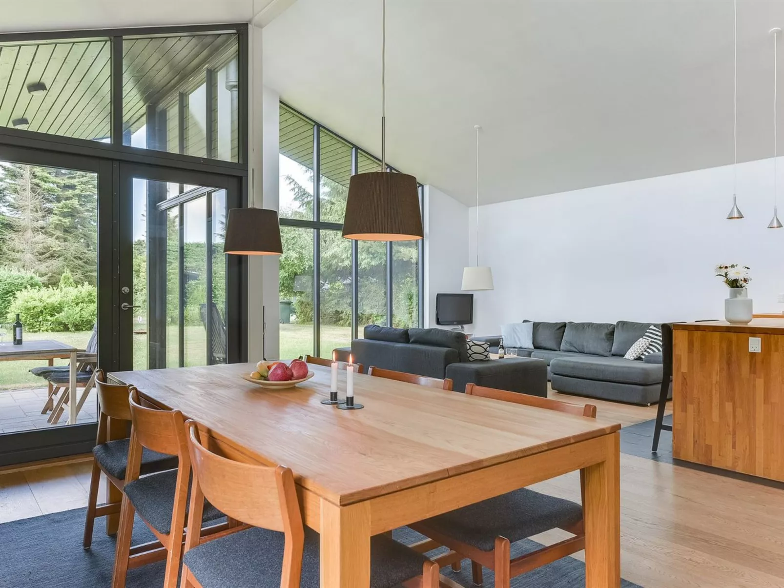 "Pavle" - 700m from the sea-Drinnen