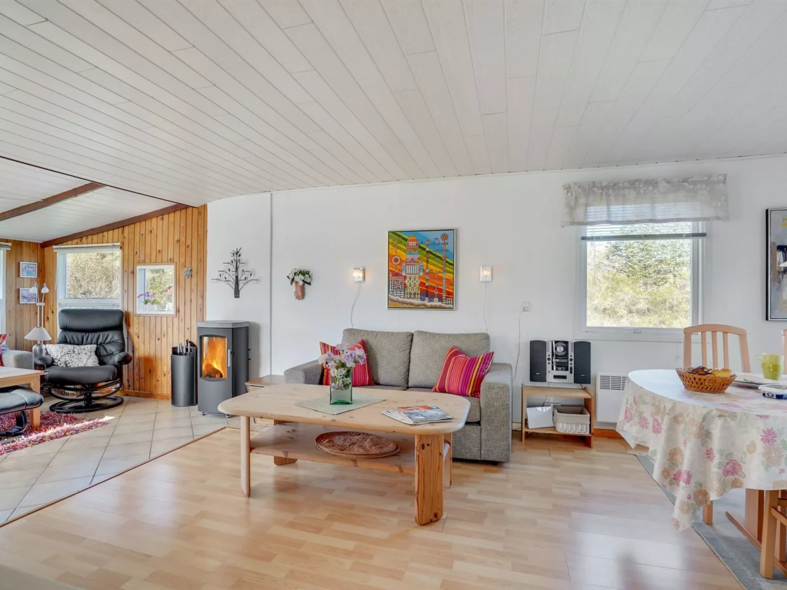 "Ingebritt" - 1.5km from the sea-Inside