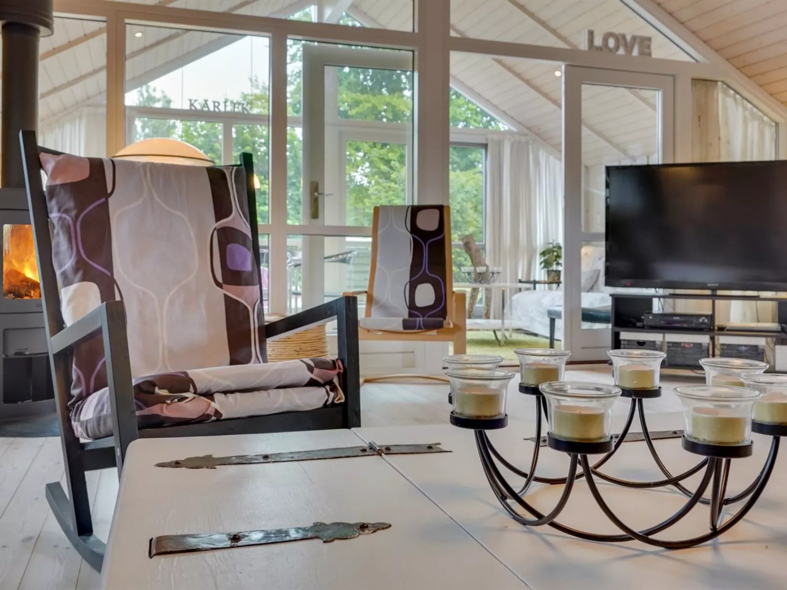 "Zelda" - 300m from the sea-Inside