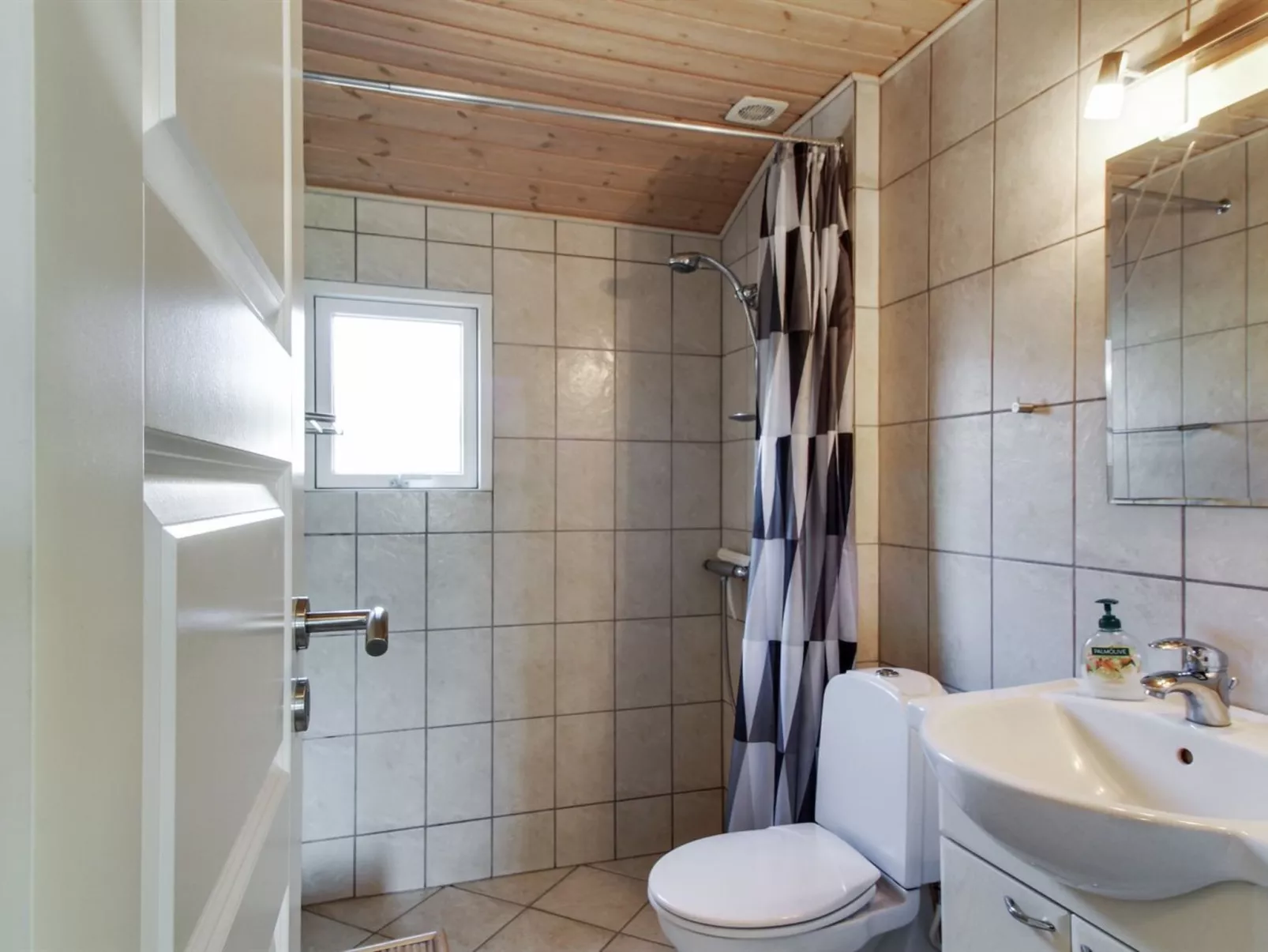 "Aimo" - 1.8km from the sea-Inside