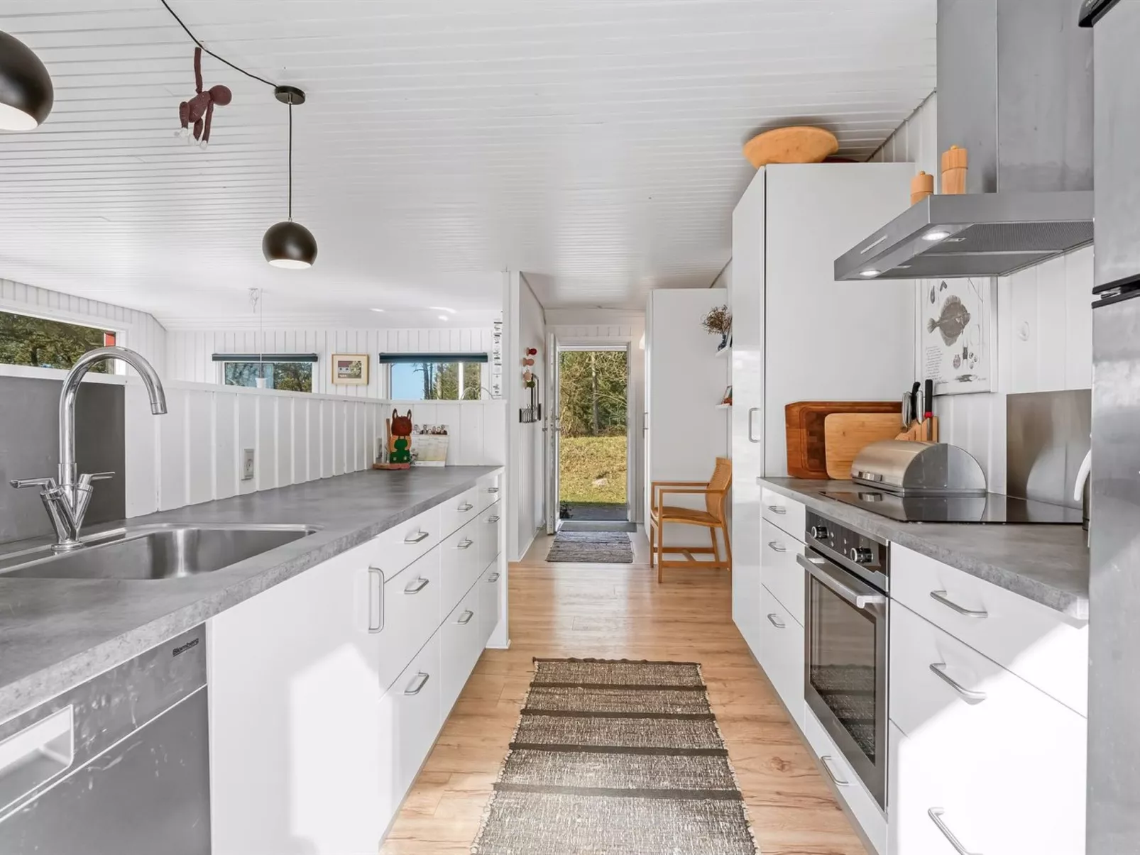 "Tove" - 1.5km from the sea-Drinnen