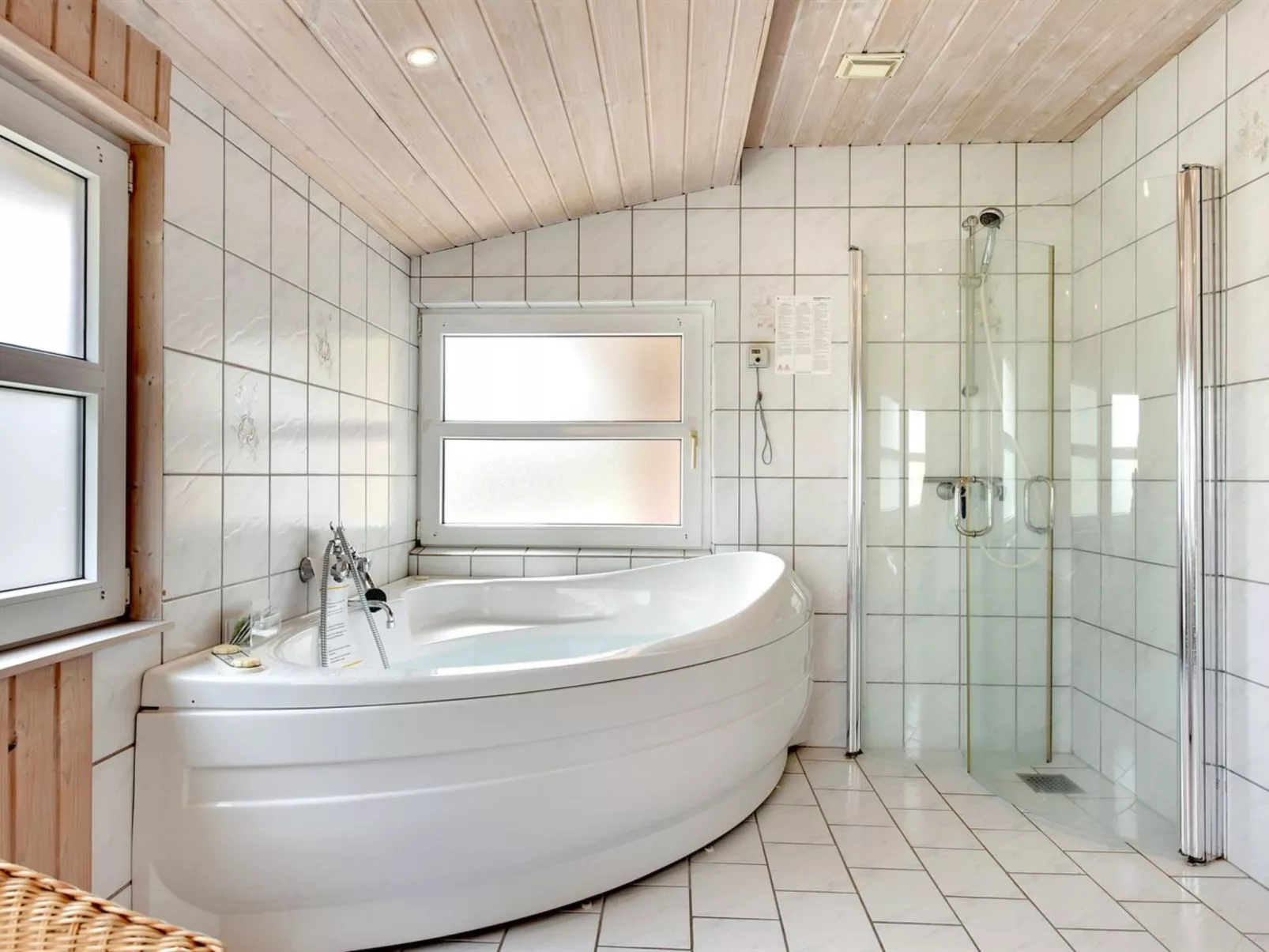 "Annemia" - 200m from the sea-Inside