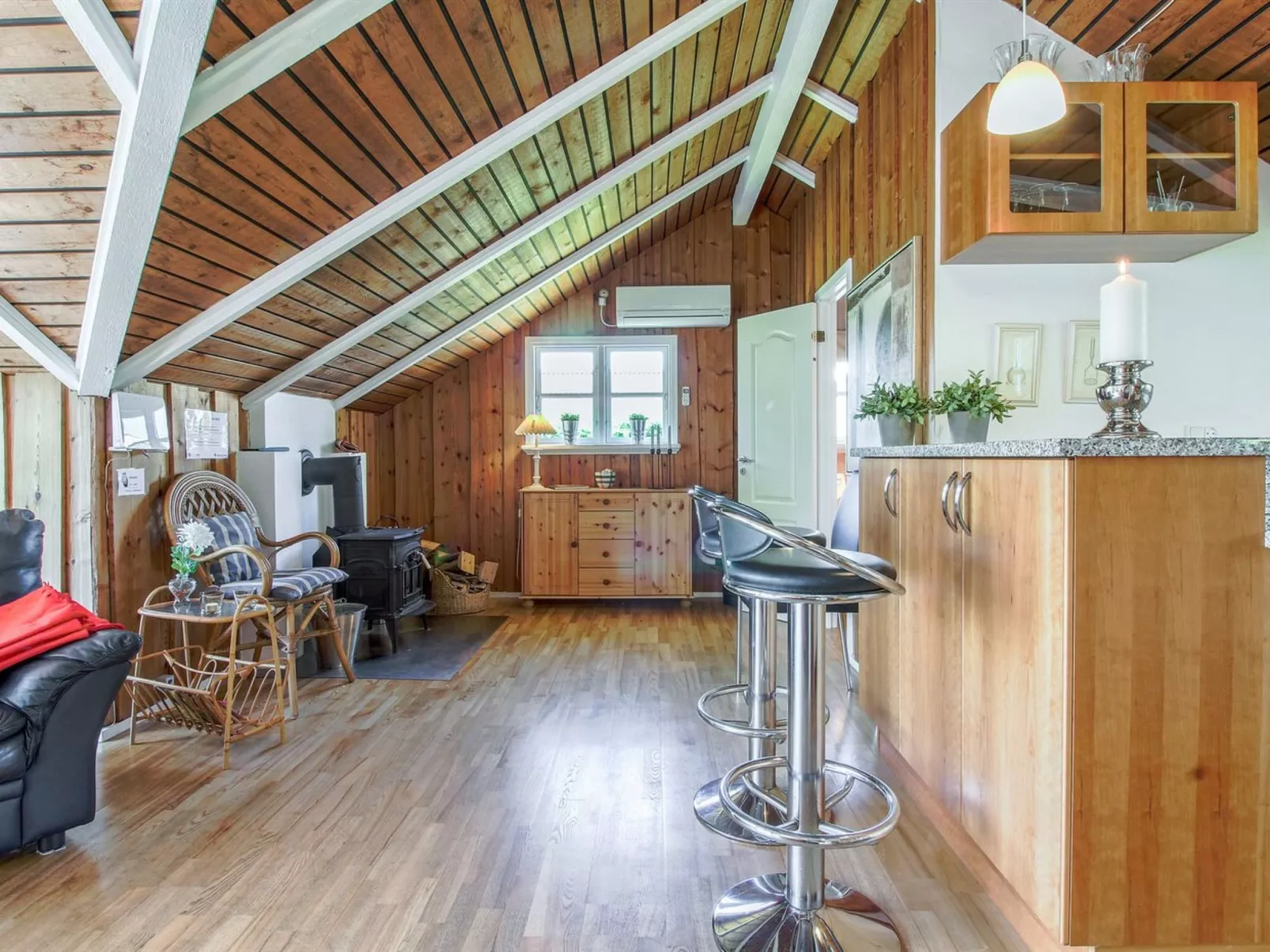 "Gretta" - 400m from the sea-Dedans