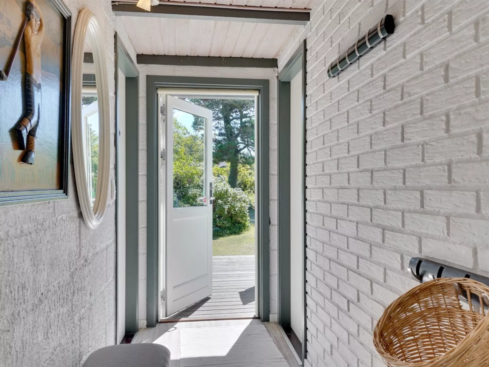 "Amelia" - 250m to the fjord-Inside