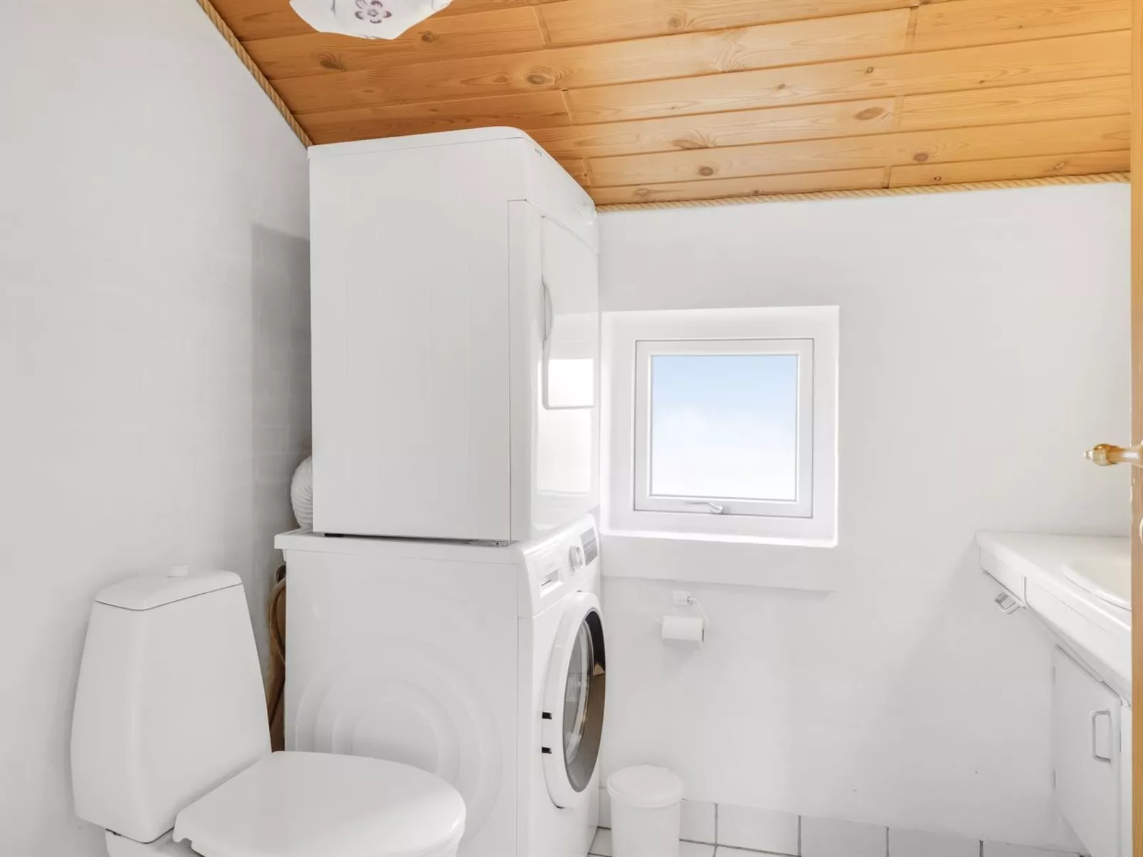 "Luzy" - 600m from the sea-Inside