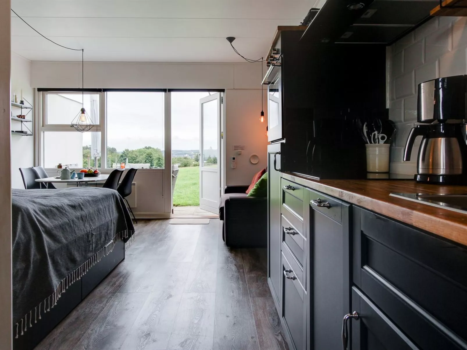 "Atte" - 300m from the sea-Drinnen