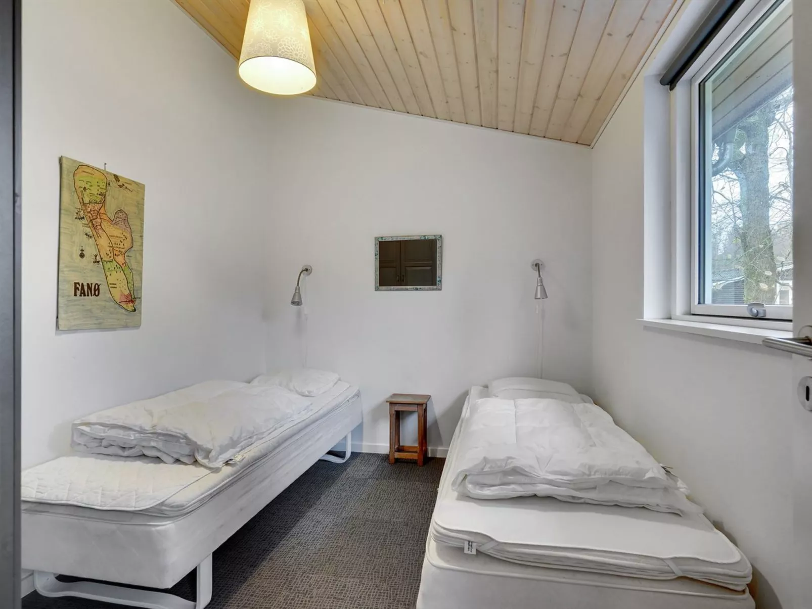 "France" - 1.1km from the sea-Drinnen