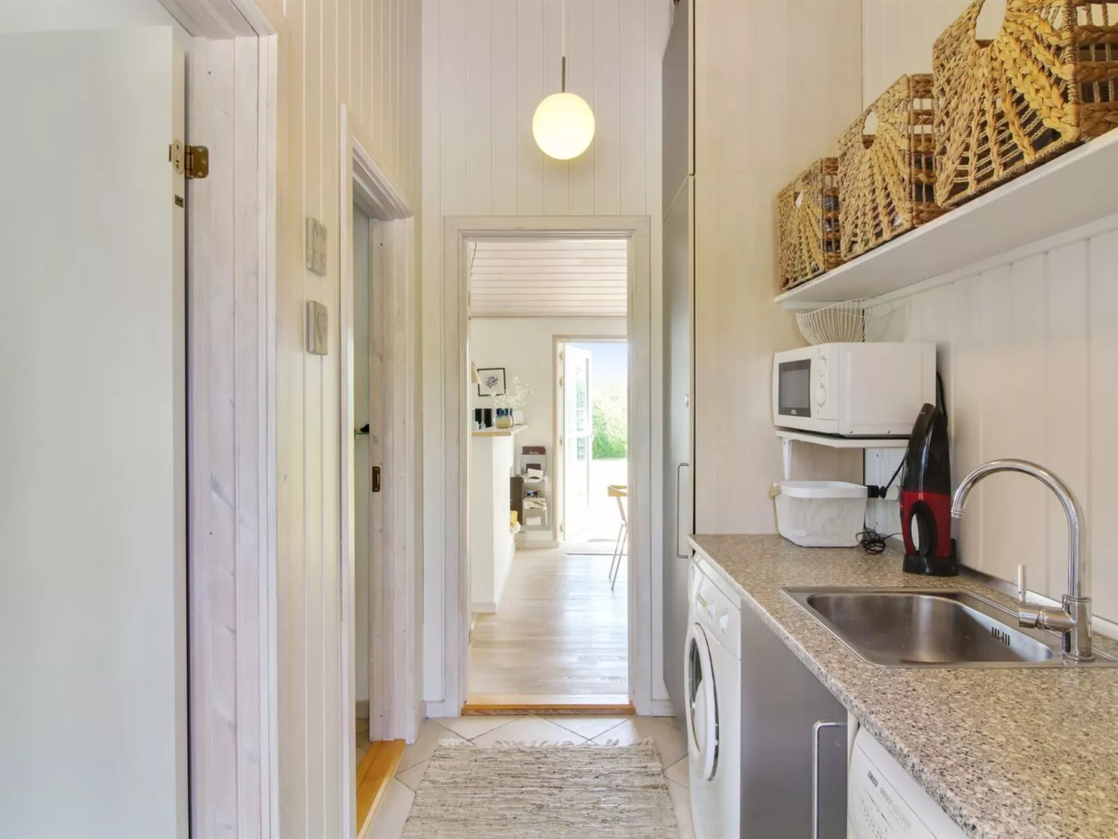 "Hampus" - 500m from the sea-Inside